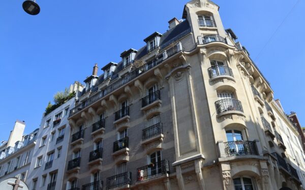 Student accommodation in France for Indian students – a typical Parisian apartment building